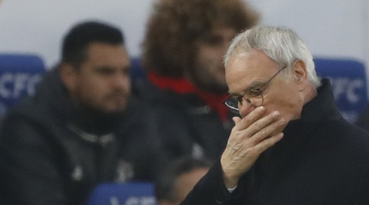 Premier League, Ranieri a rischio esonero: perde 3-0 contro il Manchester United
