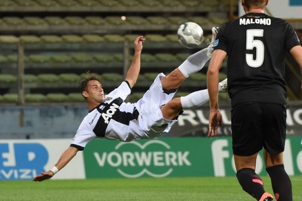 Lega Pro Parma, magia di Calaiò. Il Venezia resta a +3