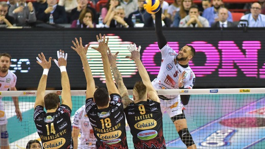 Volley: Superlega, Civitanova vola, Verona sgambetta Modena