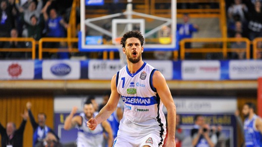 Basket Serie A, Luca Vitali supera i 2500 punti