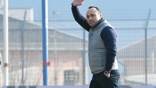 Lega Pro FeralpiSalò, esonerato Asta. Panchina a Serena