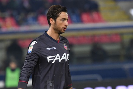 Serie A Bologna, per Mirante due settimane di stop