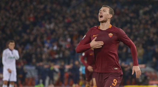 Serie A, Roma-Fiorentina 4-0: doppio Dzeko e gol di Fazio e Nainggolan