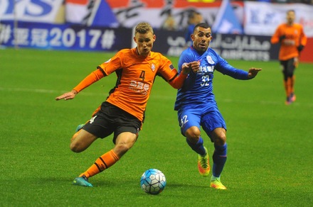 Tevez attacca il calcio in Cina: «Neanche fra 50 anni sarà uguale all'Europa»