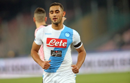 Napoli-Ghoulam, fumata grigia per il rinnovo: c'è il Bayern Monaco