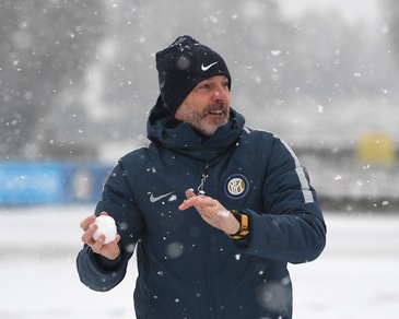 L'Inter ritrova il sorriso: guerra con le palle di neve