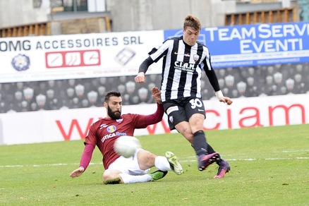 Ascoli-Trapani 2-2: il gol al 93'  regala un punto ai siciliani