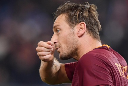 Serie A Roma, a Crotone senza Totti