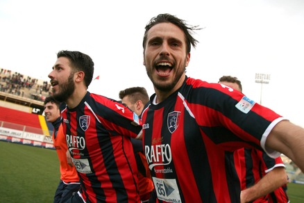 Lega Pro, il Lecce è sul trono. Impresa del Taranto: 2-0 contro il Foggia