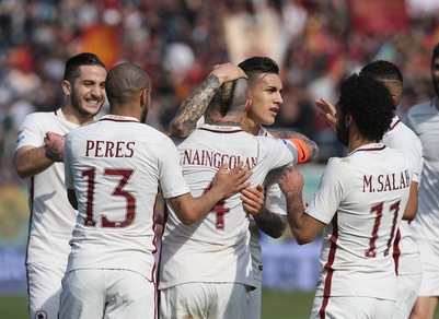Serie A, Crotone-Roma 0-2: Nainggolan e Dzeko, che show!