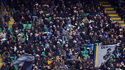 Inter, "Pañolada" dei tifosi a San Siro