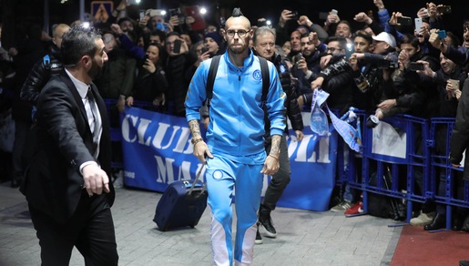 Real Madrid-Napoli: sciarpe, cori, bandiere e la marea azzurra ha invaso la capitale iberica