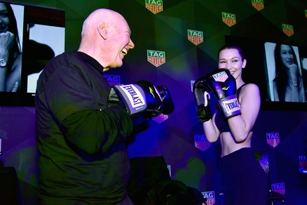 Bella Hadid testimonial di TAG Heuer