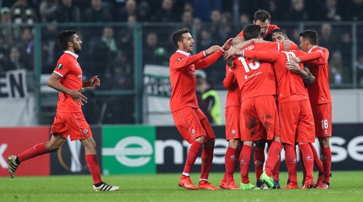 Europa League, Borussia Mönchengladbach-Fiorentina 0-1: magia su punizione di Bernardeschi