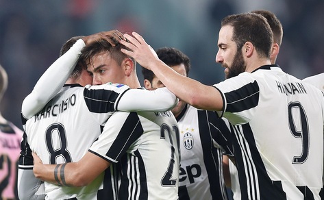 Serie A, Juventus-Palermo 4-1: Marchisio, Dybala e Higuain in gol, Roma a -10