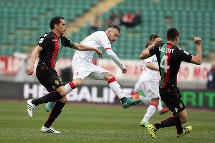 Il Bari si impone sulla Ternana per 3-1