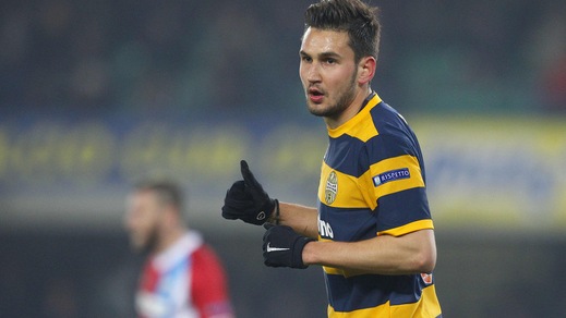 Serie B Verona-Spal 0-0, un tifoso cade dagli spalti