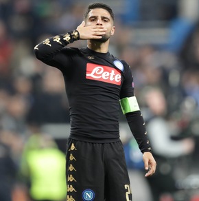 Insigne, Napoli celebra la sua bandiera