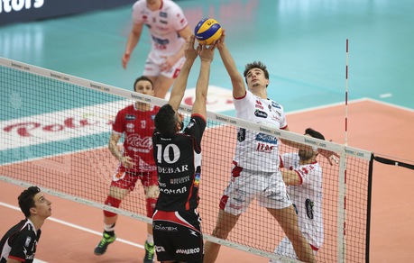 Volley: Superlega, vincono Perugia, Trento e Verona