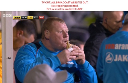 Vi ricordate Wayne Shaw? Adesso i panini li vende