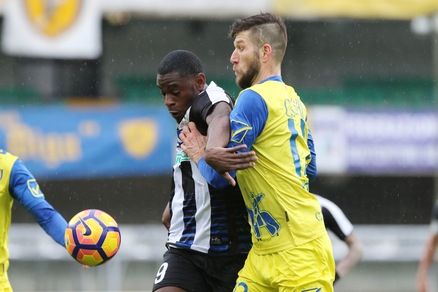 Serie A Chievo, Cesar torna ad allenarsi con il gruppo