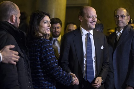 Roma, lo stadio si farà. Raggiunto l'accordo con il Comune. Pallotta: «Serata importante»