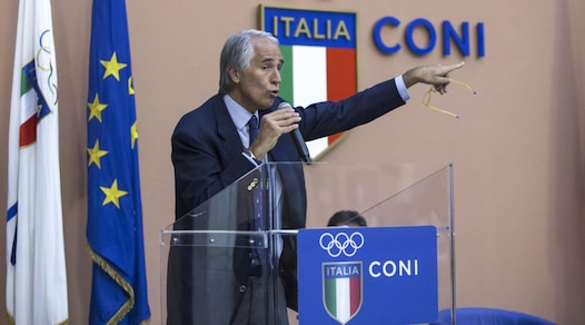 Lazio-Roma, Malagò: «Il derby serale è una prova di maturità»