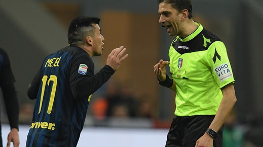 Serie A Inter, multa salata. «Cori e bottiglie contro Tagliavento»