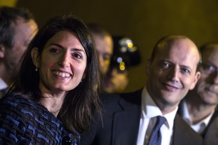 Stadio Roma, Raggi: «Garantite opere per raggiungerlo»