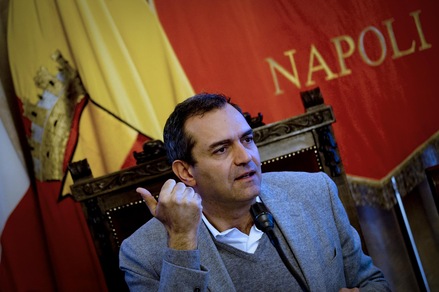 Napoli, de Magistris: «Torti, errori arbitrali e cori contro la città»