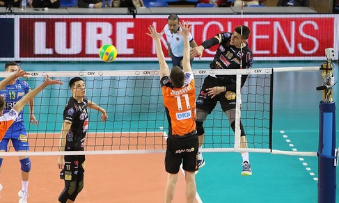Volley: Champions League, la Lube doma Berlino e conquista il primo posto