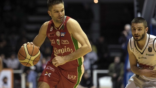 Basket Serie A, lesione all'adduttore per Kalnietis. Out 3-4 settimane