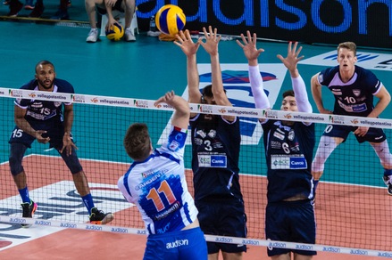 Volley: A2 Maschile Pool Salvezza, Cantù la spunta al tie break sul campo di Potenza Picena