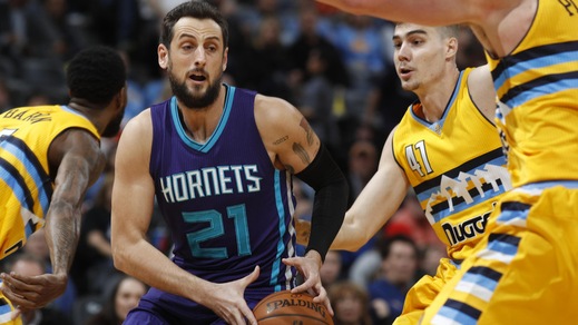 NBA, Belinelli la spunta su Gallinari. Cavs rimaneggiati e ko