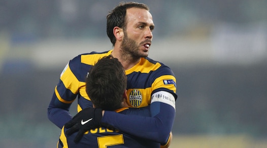 Serie B, Novara-Verona 2-2: magia Pazzini in extremis