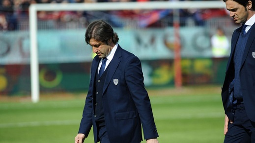 Serie A Cagliari, Rastelli: «Ho visto i fantasmi. Non siamo salvi»