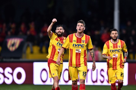 Serie B, Benevento-Salernitana 1-1: derby di rigore