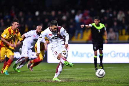 Serie B Benevento-Salernitana 1-1: Ceravolo risponde a Coda