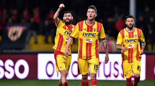 Serie B, Benevento-Salernitana 1-1: derby di rigore