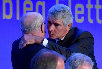 Figc, Tavecchio rieletto presidente: battuto Abodi