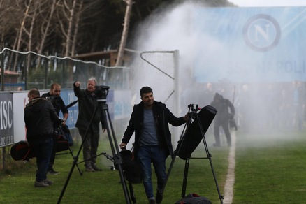 Napoli-Real Madrid: l'idrante "pazzo" a Castelvolturno