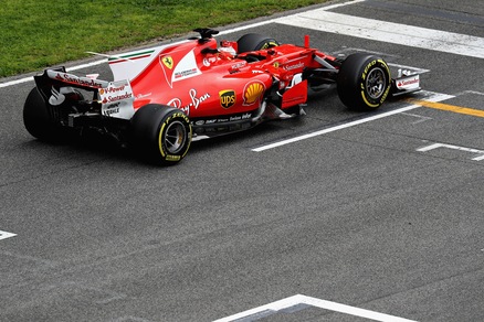 Formula 1: secondo giorno di test al Montmelò, Ferrari velocissime