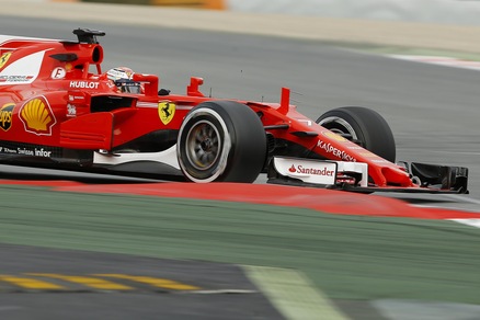 F1, test a Barcellona: Bottas chiude in testa, fuoripista per Raikkonen