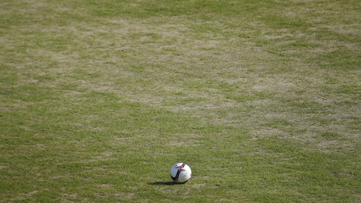 Mou: «Si può chiamare campo?»: ecco dove ha giocato lo United