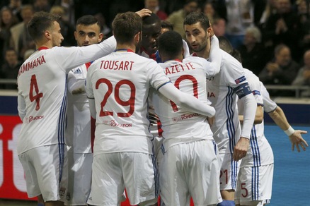 Lione, turn over in vista della Roma ma poker al Tolosa