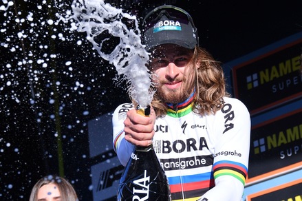 Tirreno-Adriatico: Sagan vince la terza tappa, secondo Viviani