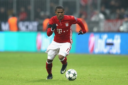 Juventus, dalla Germania: «È fatta per Douglas Costa»