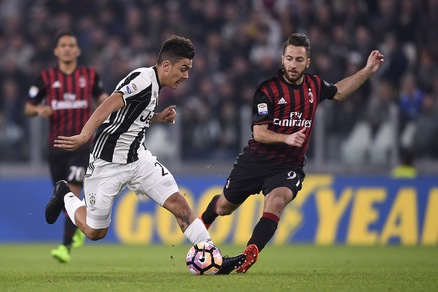 Juventus-Milan 2-1: decide Dybala nel recupero