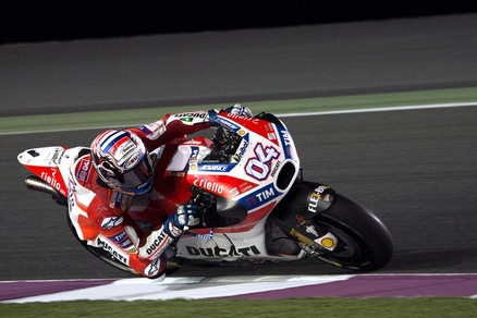 MotoGp: in Qatar vola Dovizioso, settimo Rossi