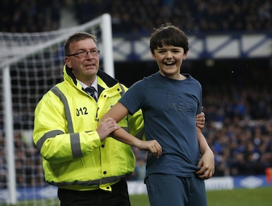 Everton-West Brom 3-0 e il ragazzino esulta con la squadra